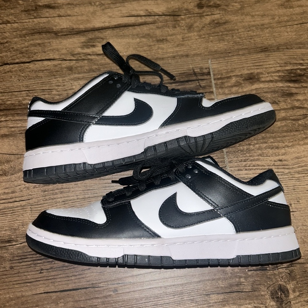 Nike Women’s Dunks Low